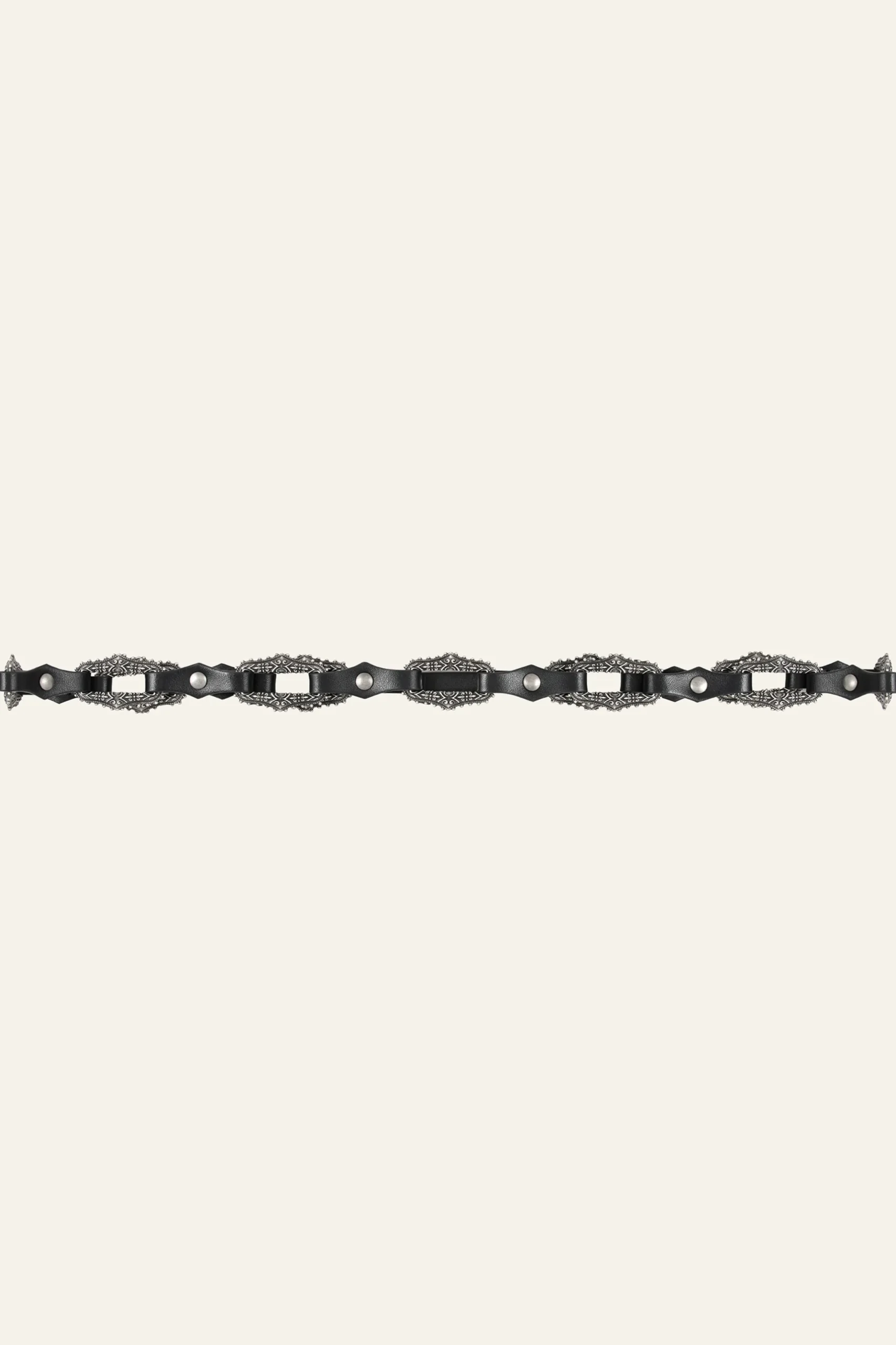 BAPTISTE cinturón de cuero con joyas € 135 € 94,50