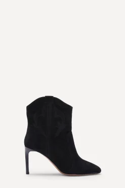 CAITLIN BOTINES