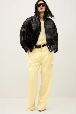 CARY pantalón cargo ancho € 215