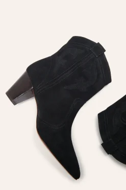 CASEY BOTAS