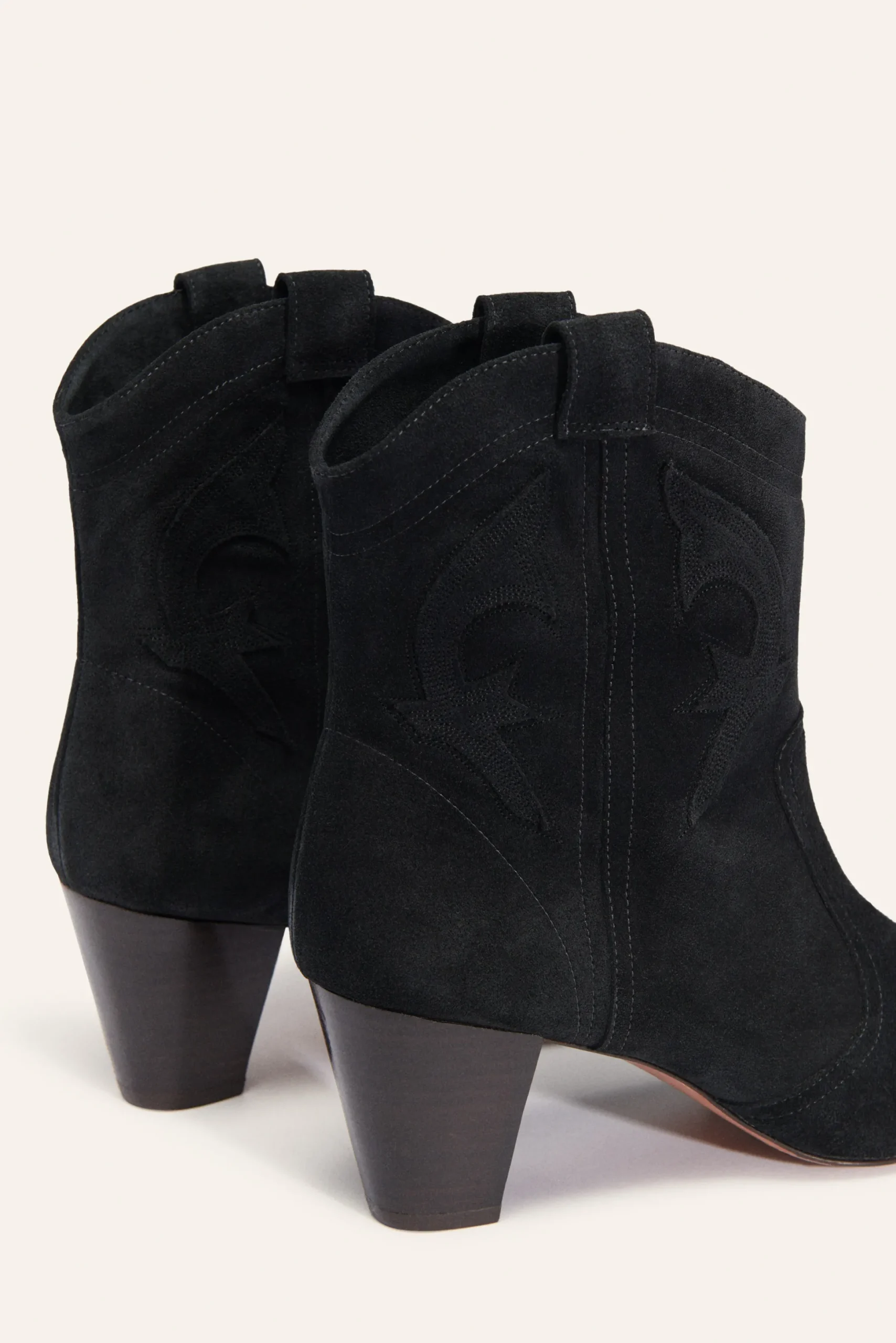 CASEY BOTAS