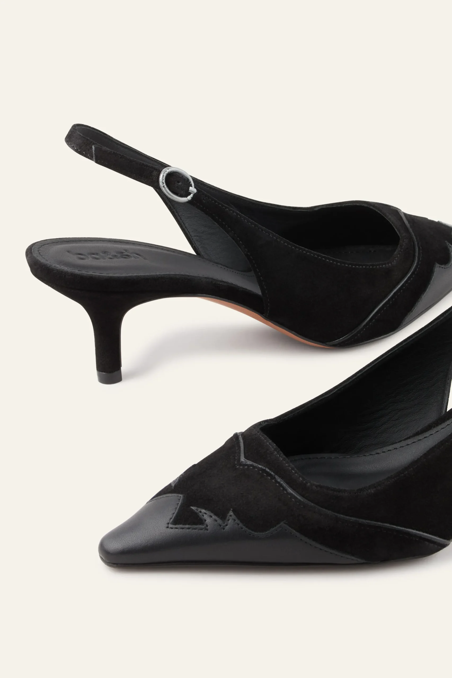 CASTA zapatos de salón con correa trasera € 295