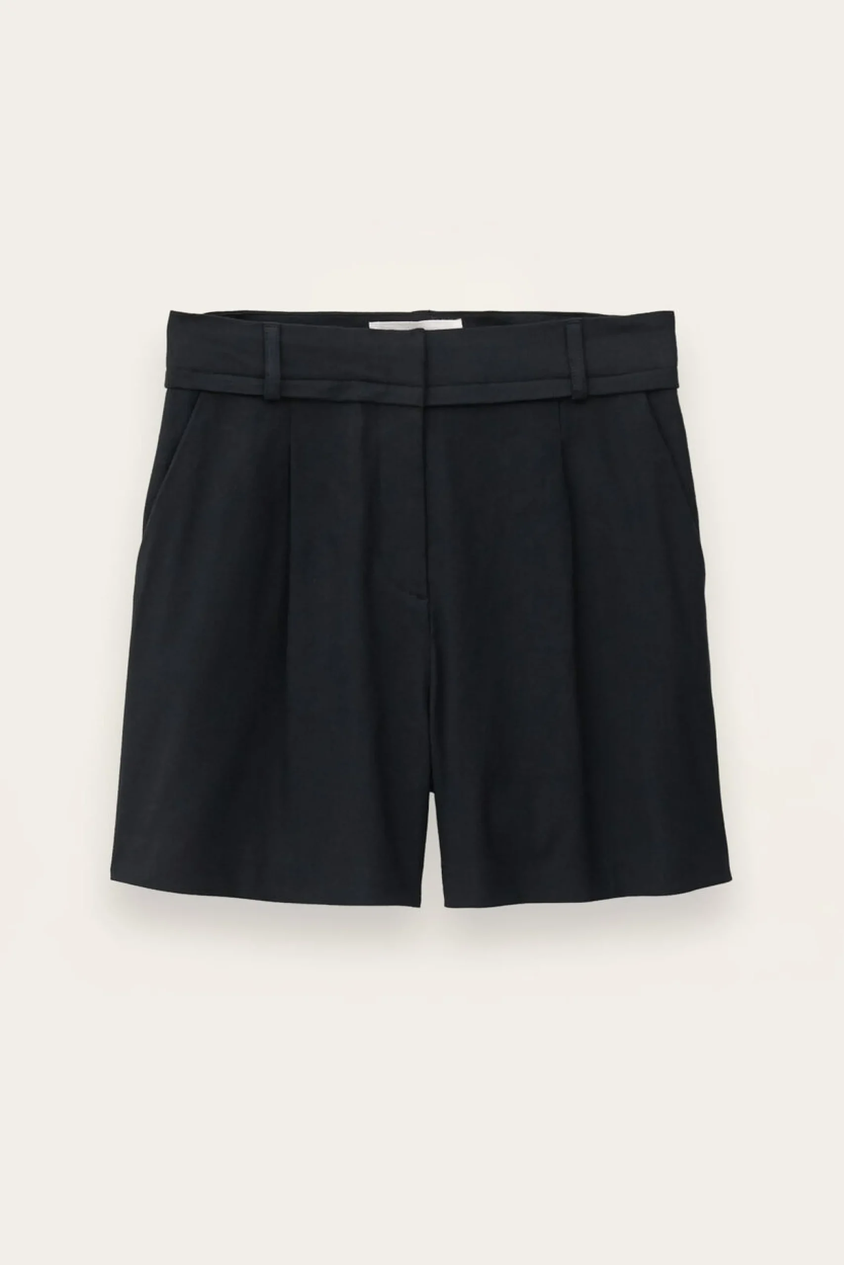 CILO pantalón corto de traje € 165