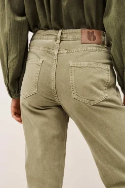 FALLY vaqueros slim € 175