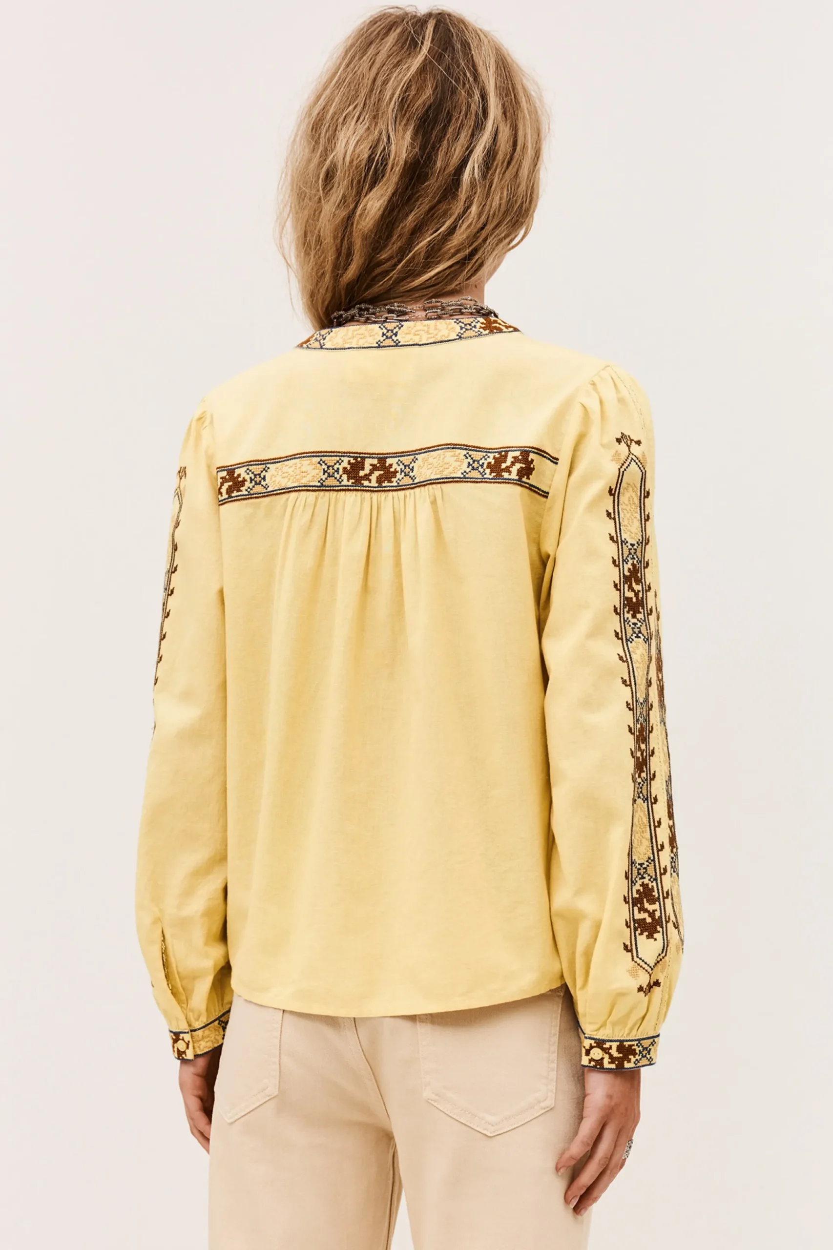 FAUSTINA blusa bordada con mangas