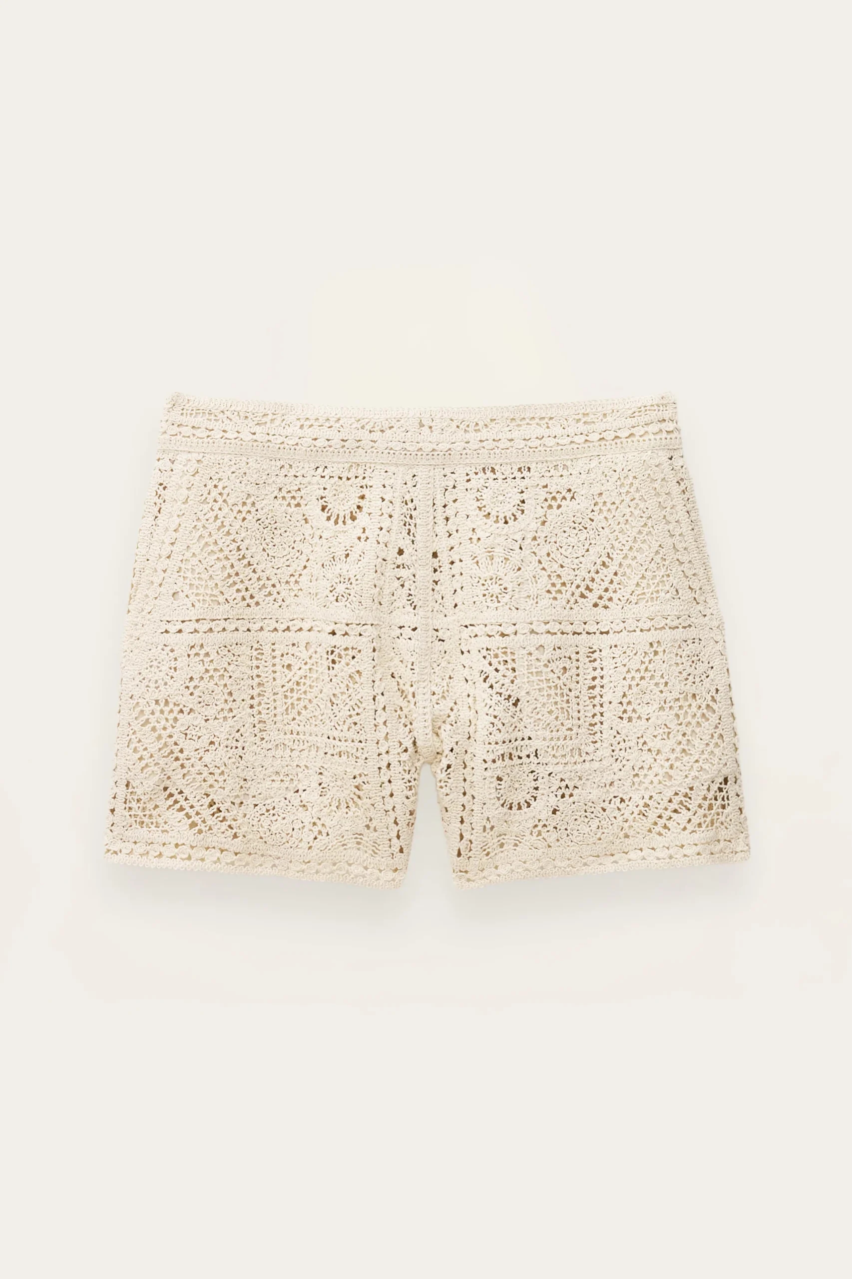 FIHONA pantalón corto € 225