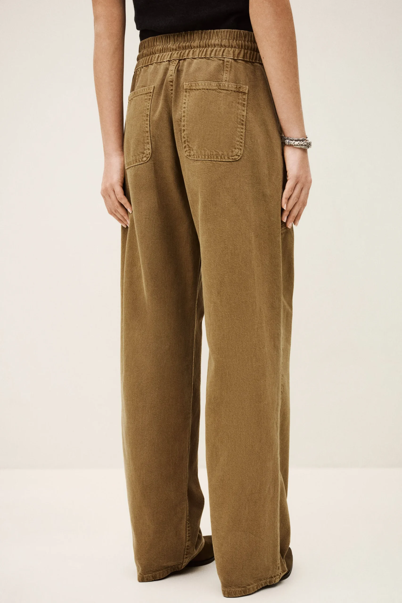 FIMA pantalón ancho € 185