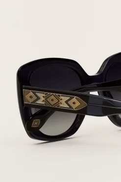 LAURA GLASSES