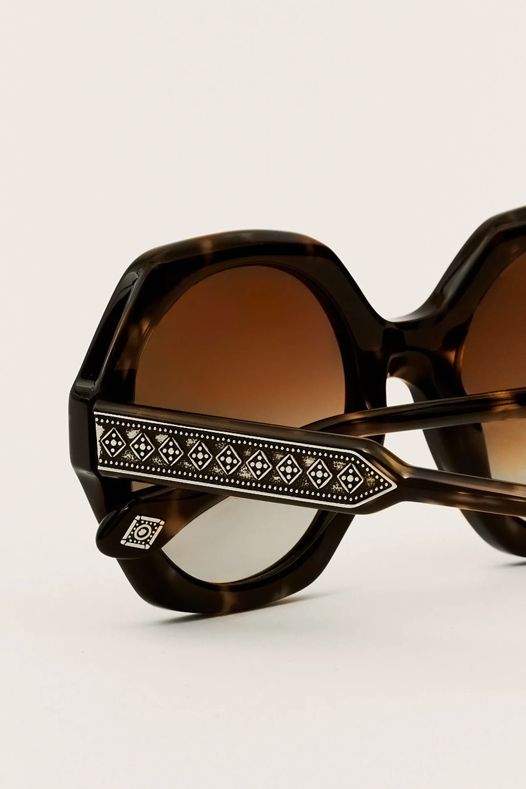 LUNY GLASSES