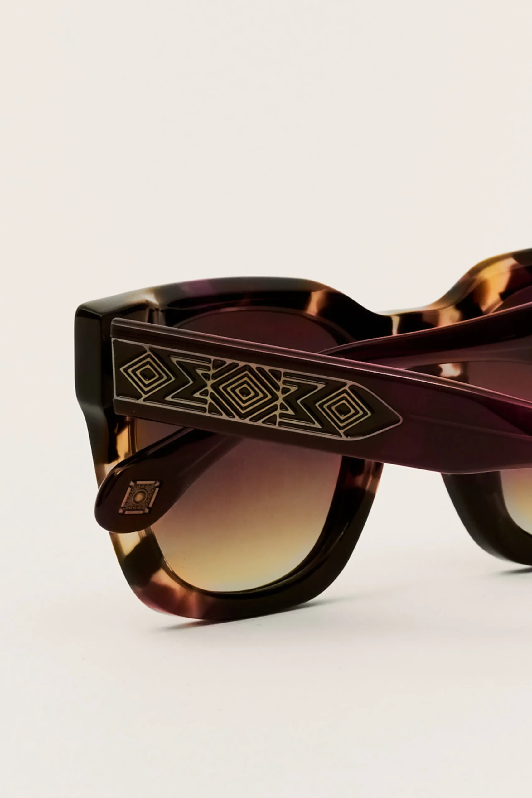 LUPITA GLASSES