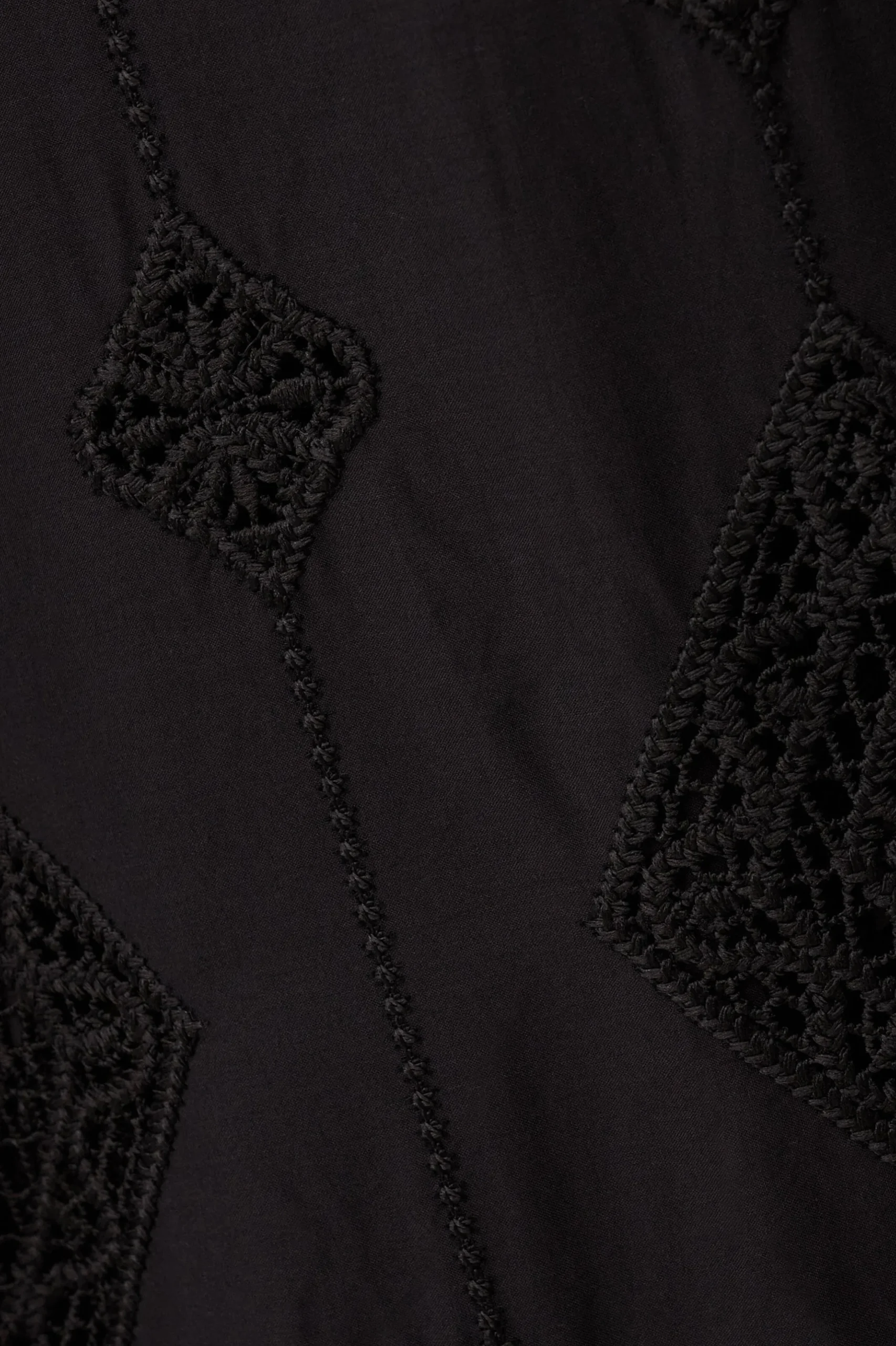 MIKE pantalón ancho € 245