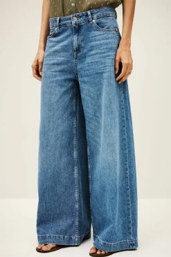 MUSC wide-leg jeans