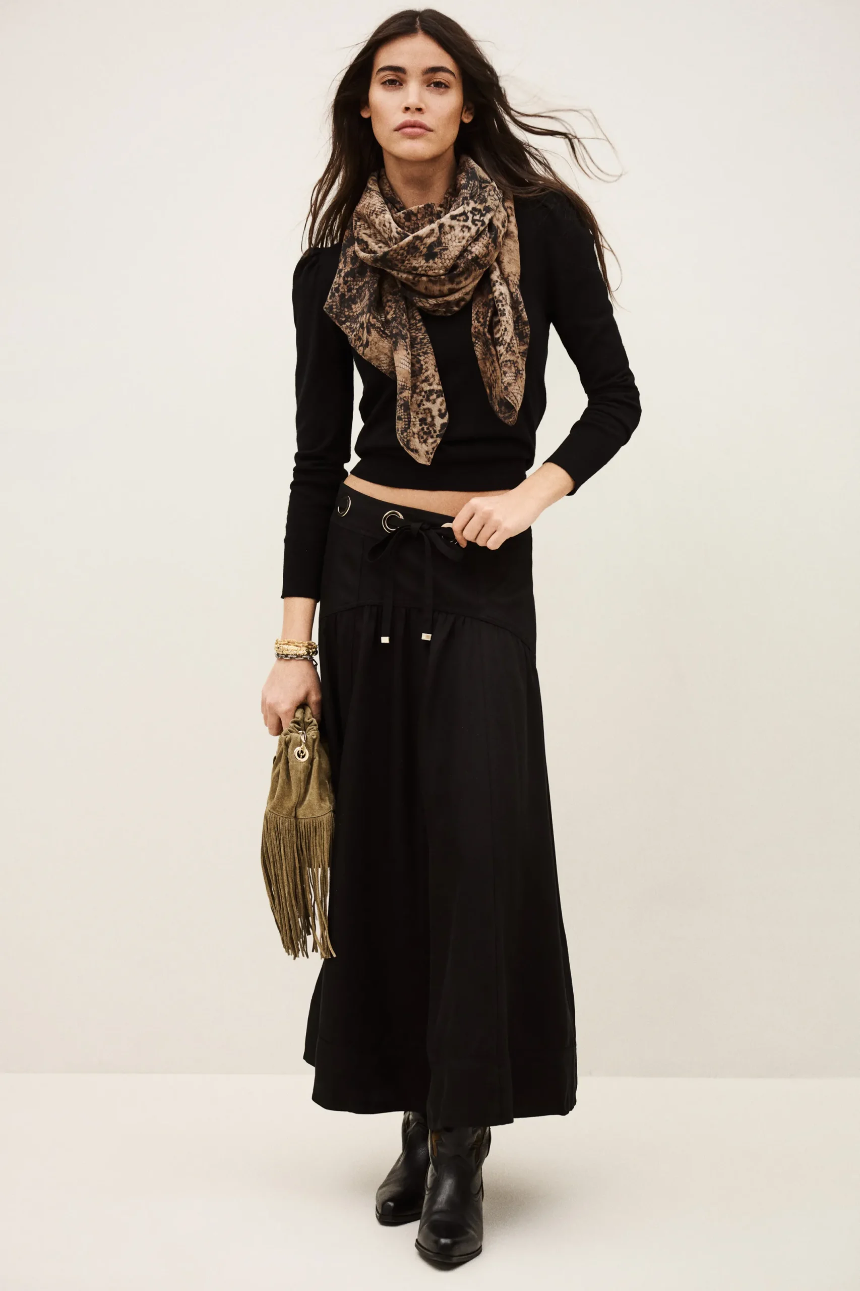 PONIA falda midi talle