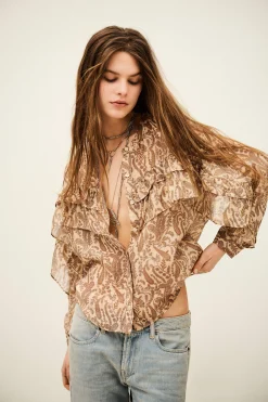 TUNELLA camisa clásica con volantes