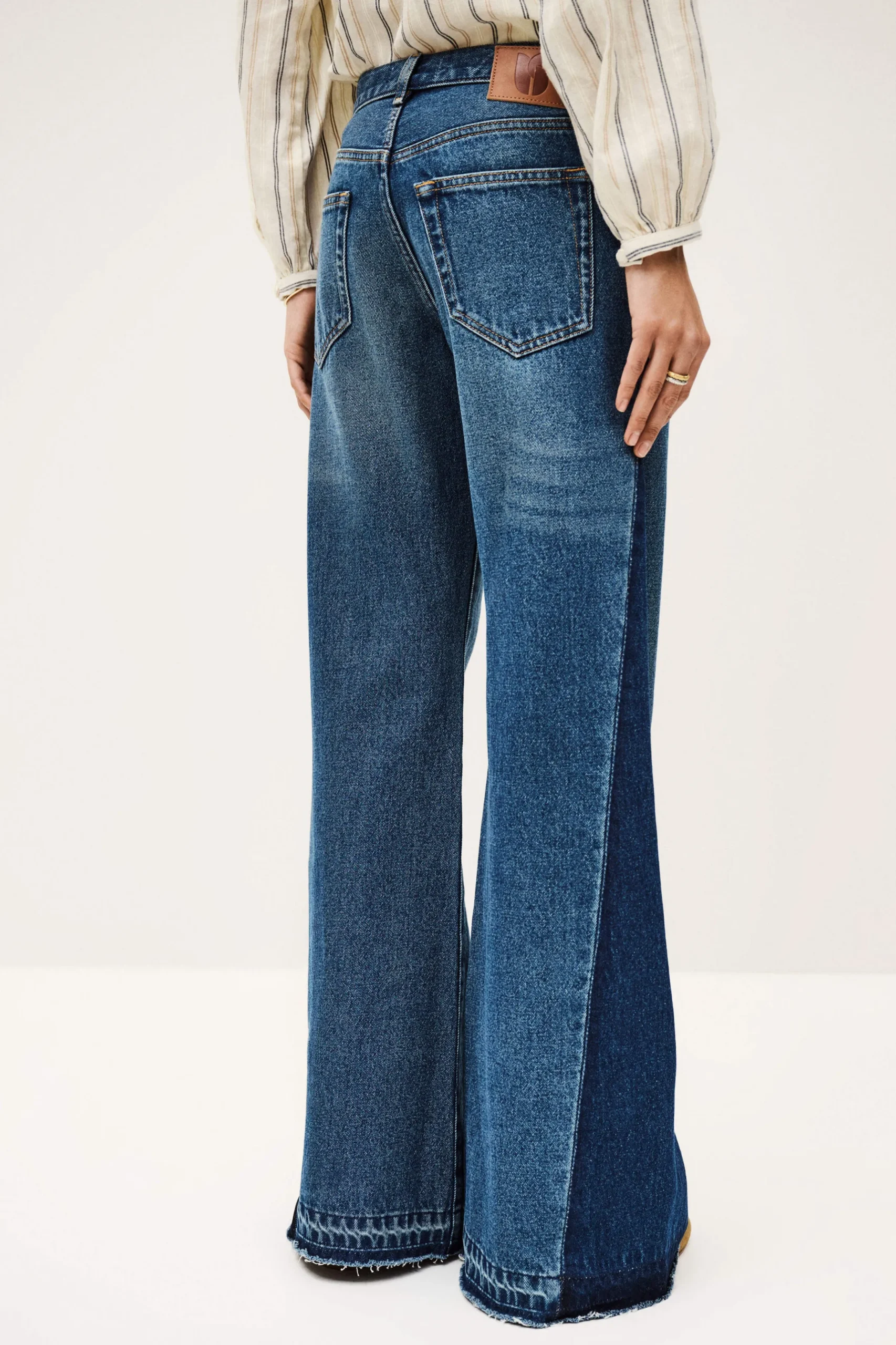 VADOU Flared jeans